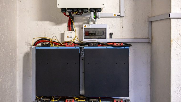 high efficiency residential power inverter setup